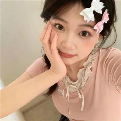 白色微笑